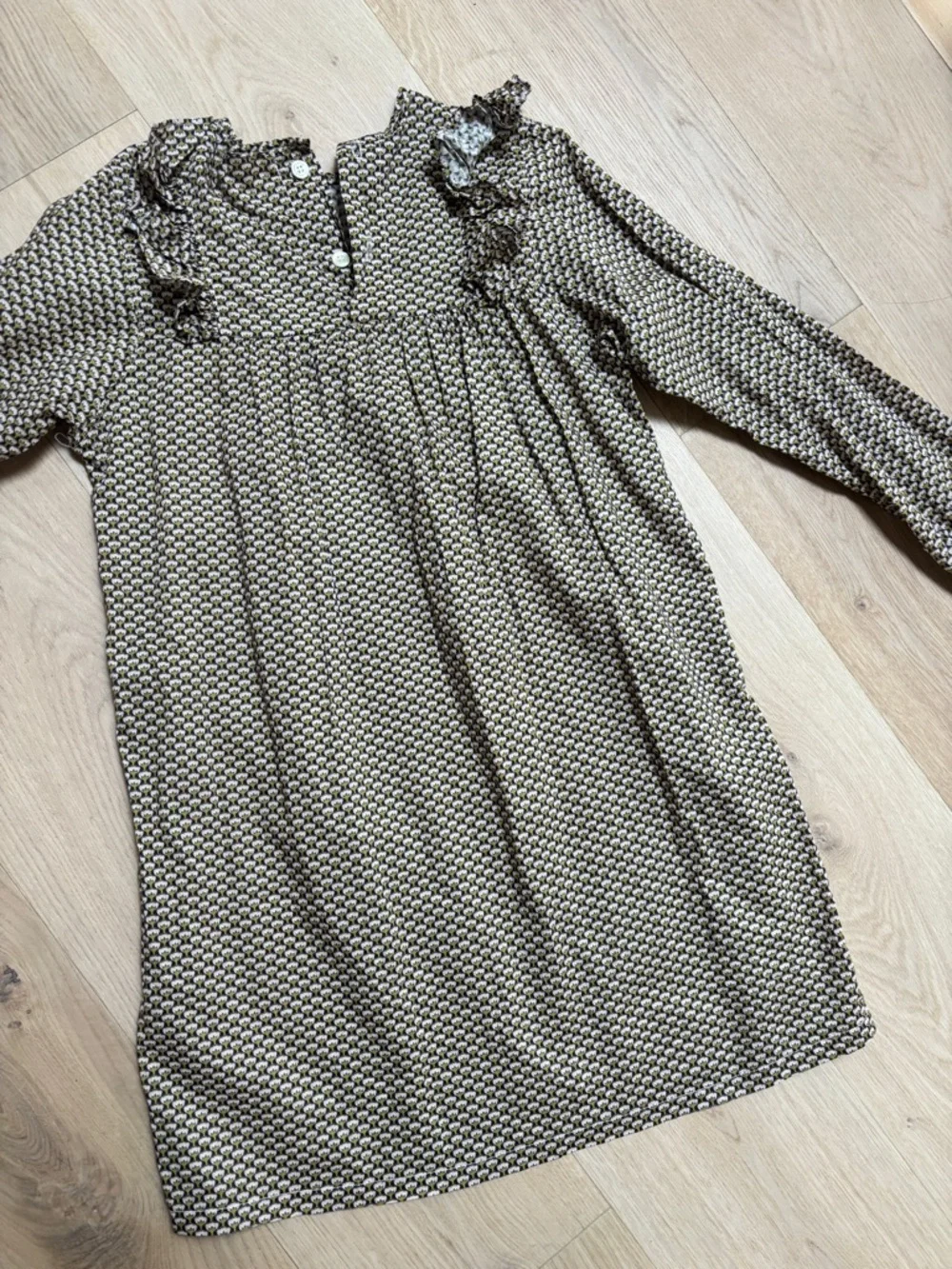 Mabo Ruffle Dress - Picture 3 of 4